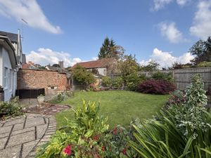 Photo 15- click for photo gallery